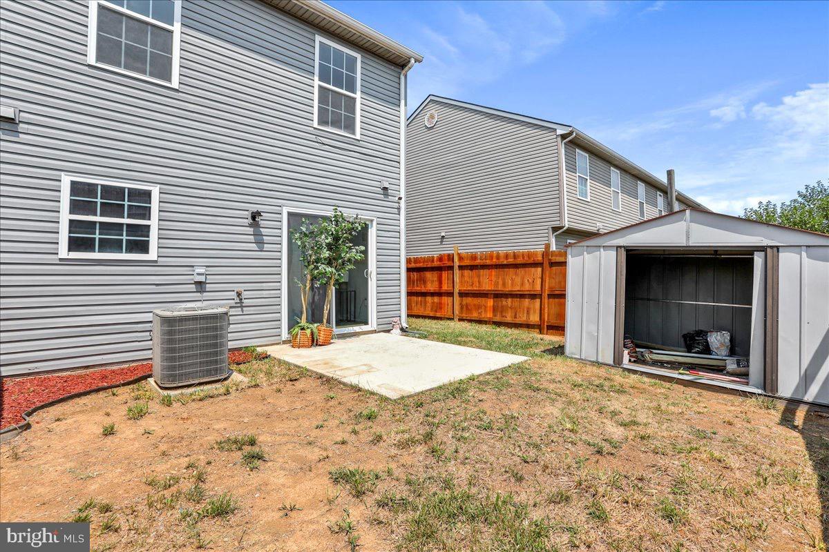 THE TOWNES OF RIDGEWAY - Residential