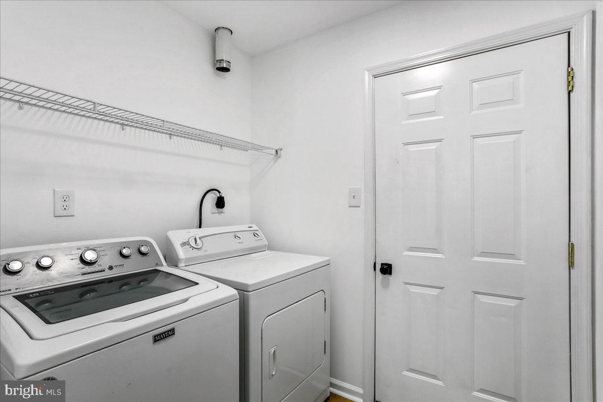 THE TOWNES OF RIDGEWAY - Residential