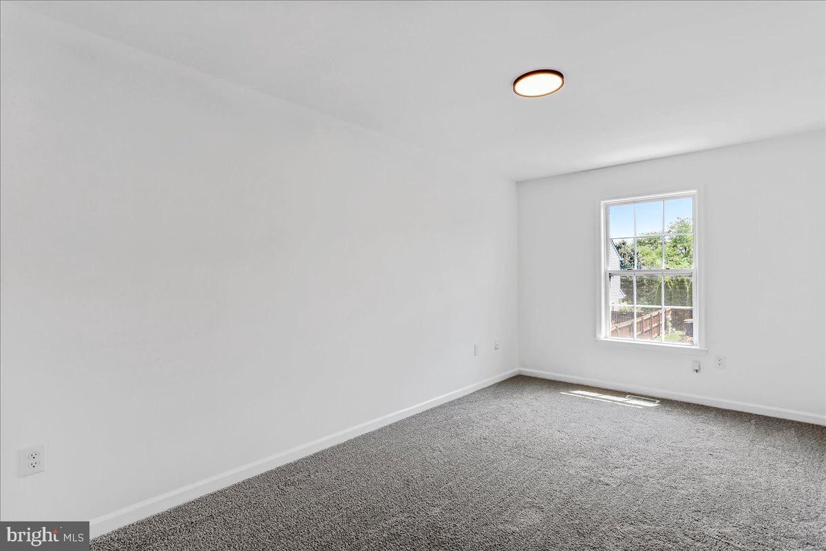 THE TOWNES OF RIDGEWAY - Residential