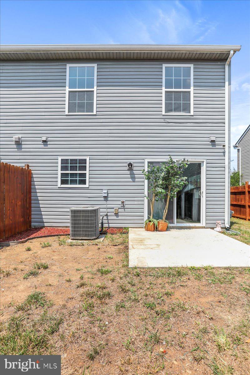 THE TOWNES OF RIDGEWAY - Residential