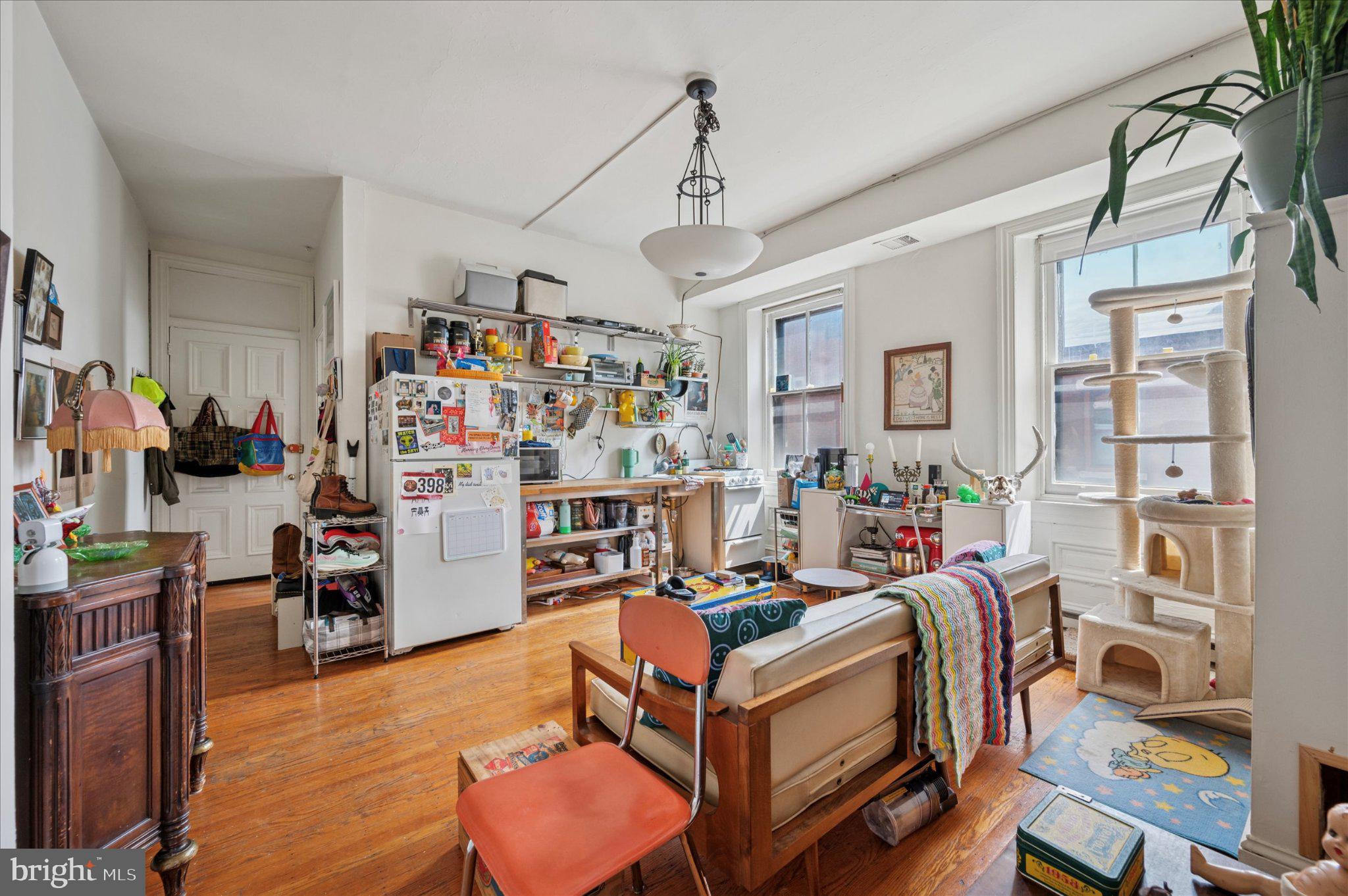 2008 W GIRARD AVENUE 1F