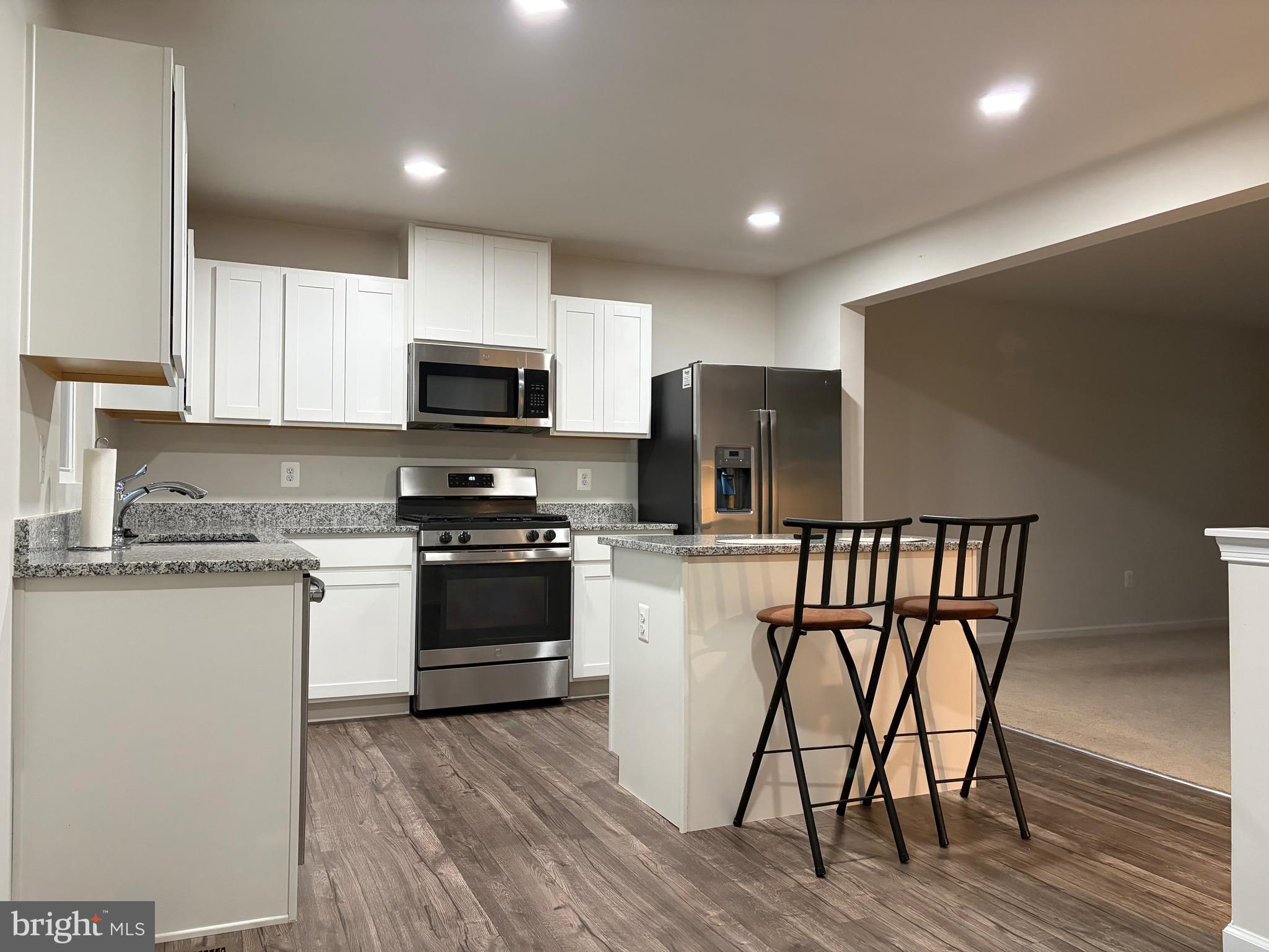 THE LAKES AT MARTINSBURG - Residential
