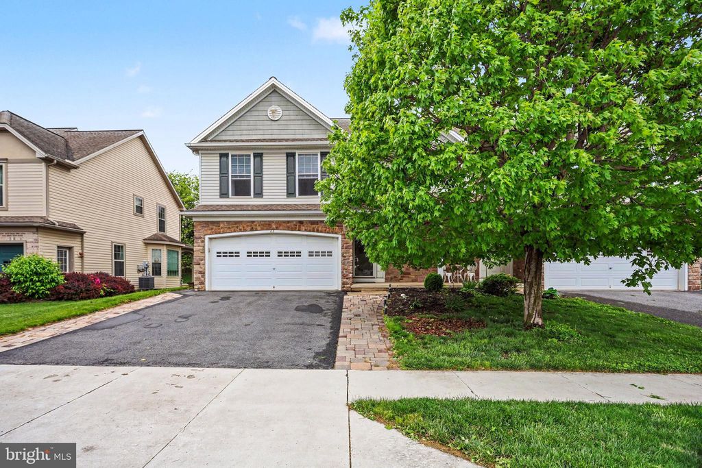 Photo of 83 Gentleness Drive, EPHRATA, PA 17522 (MLS # PALA2086104)