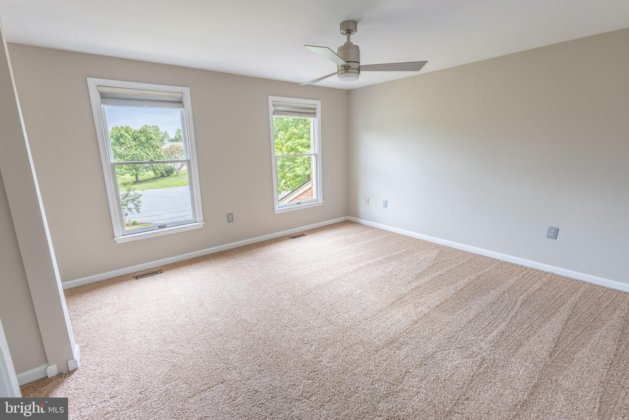 FOXLEIGH MEADOWS - Residential