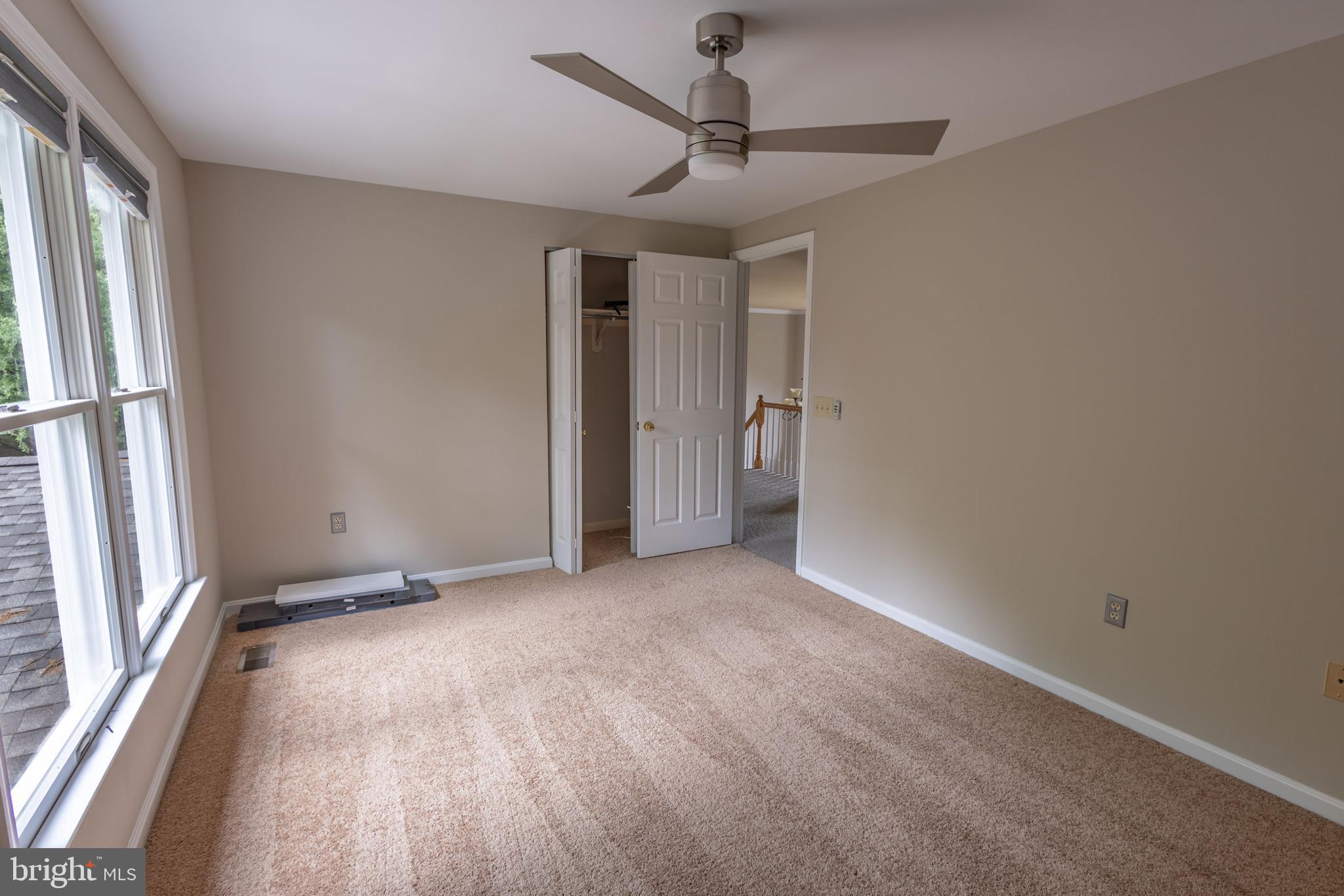 FOXLEIGH MEADOWS - Residential