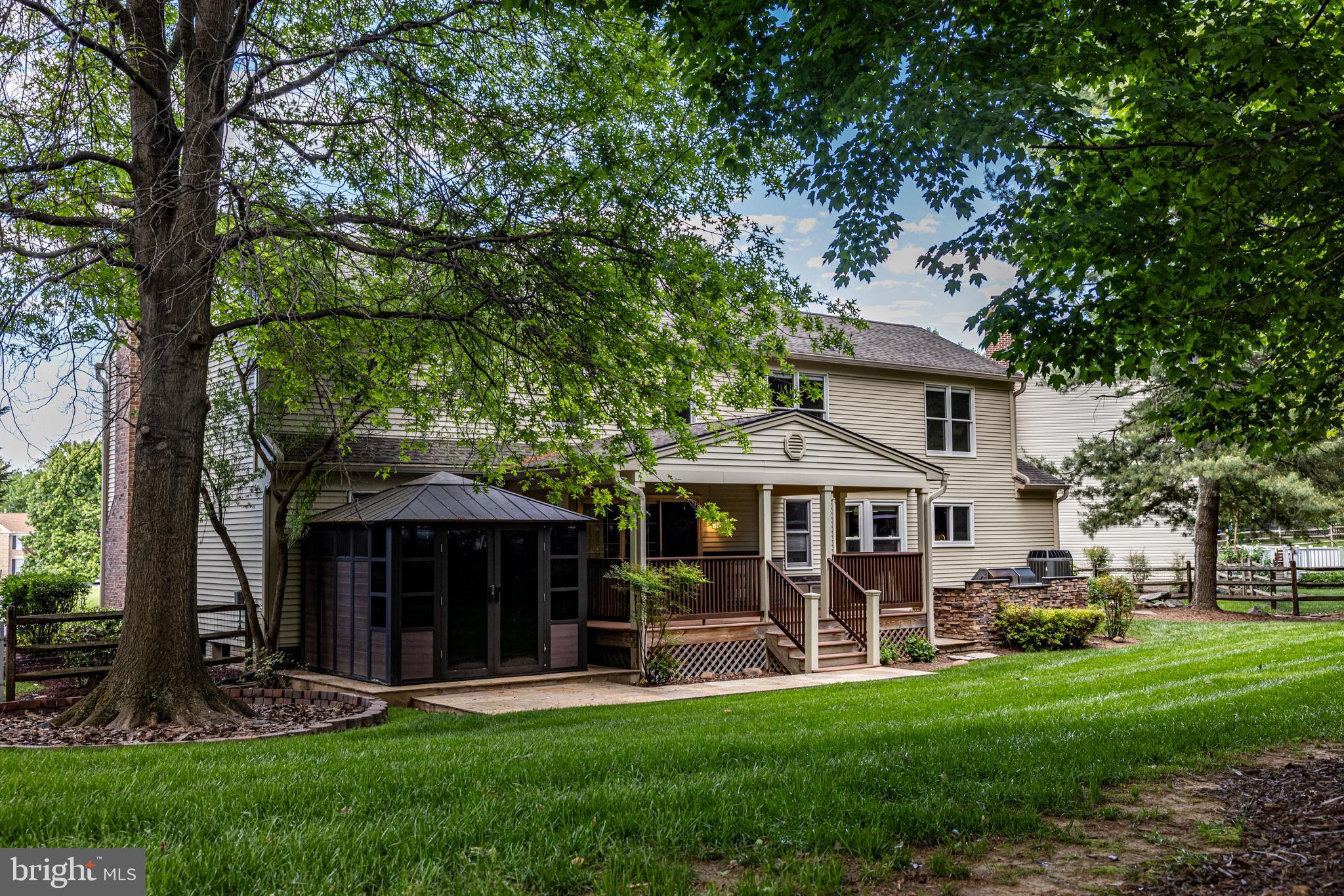 FOXLEIGH MEADOWS - Residential