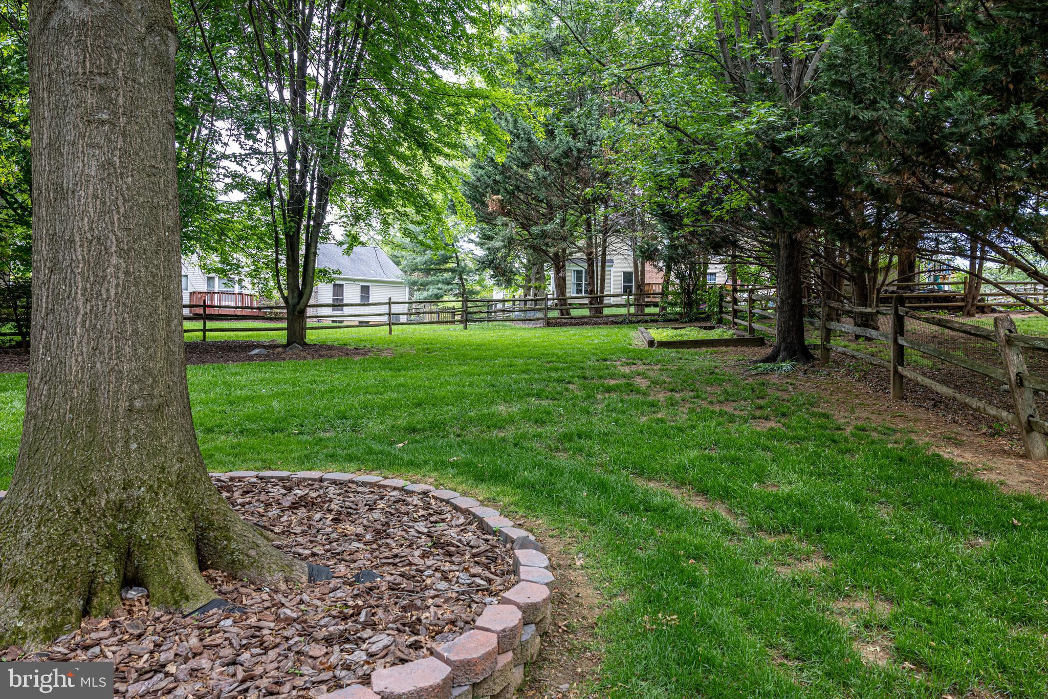 FOXLEIGH MEADOWS - Residential