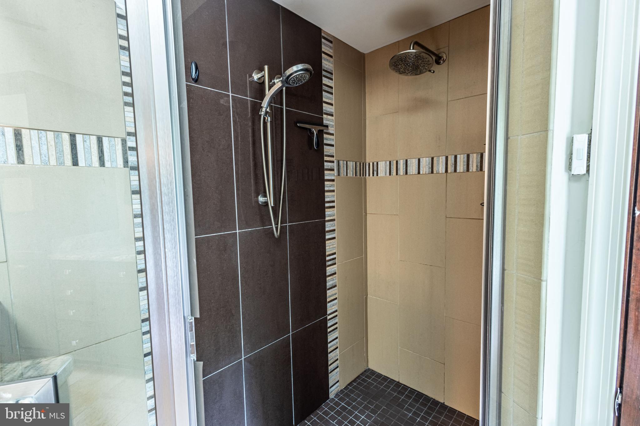 FOXLEIGH MEADOWS - Residential
