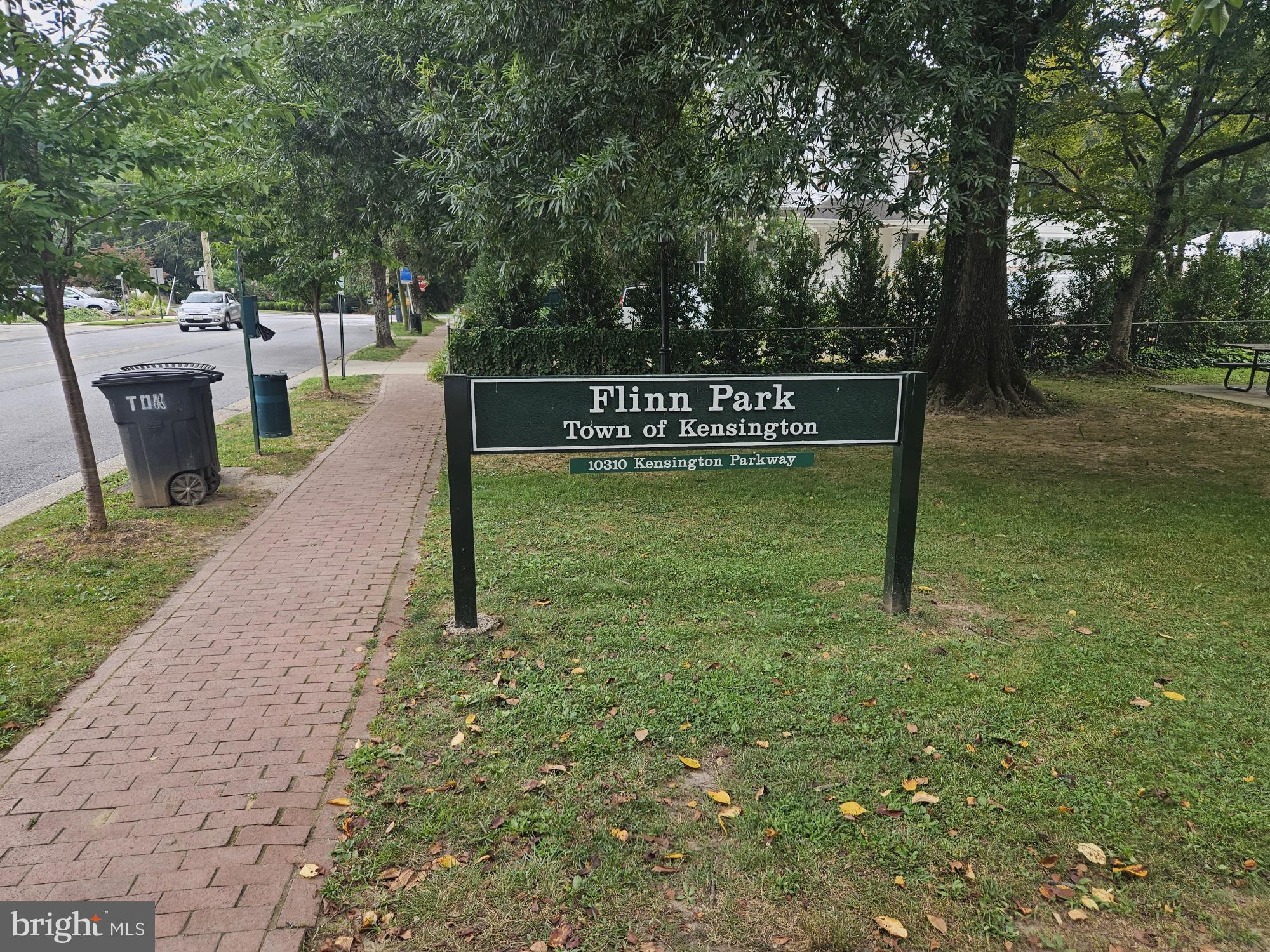 ROCK CREEK PALISADES - Residential