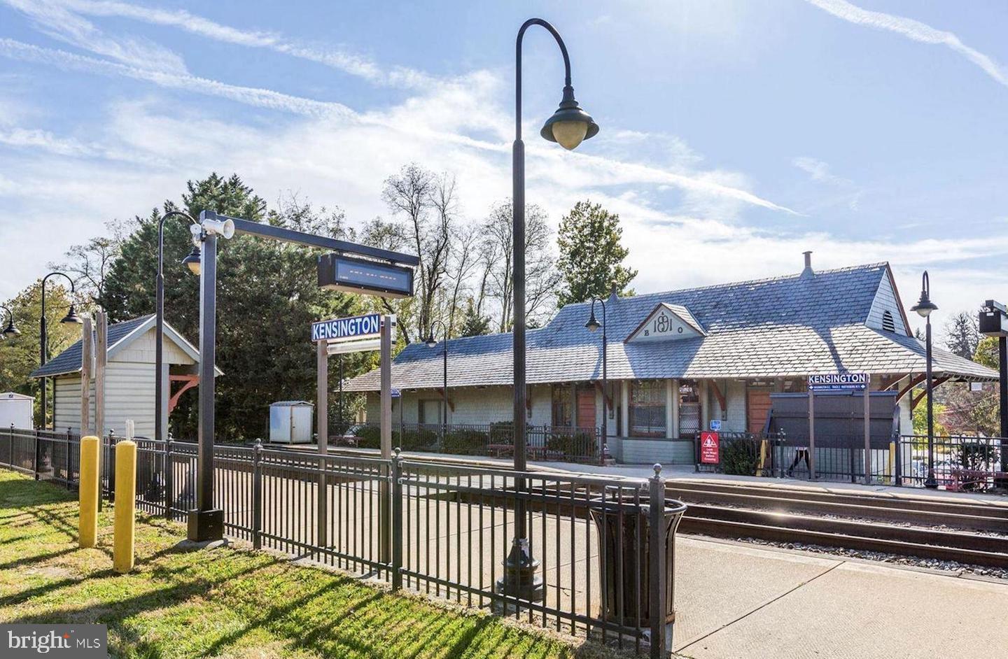 ROCK CREEK PALISADES - Residential