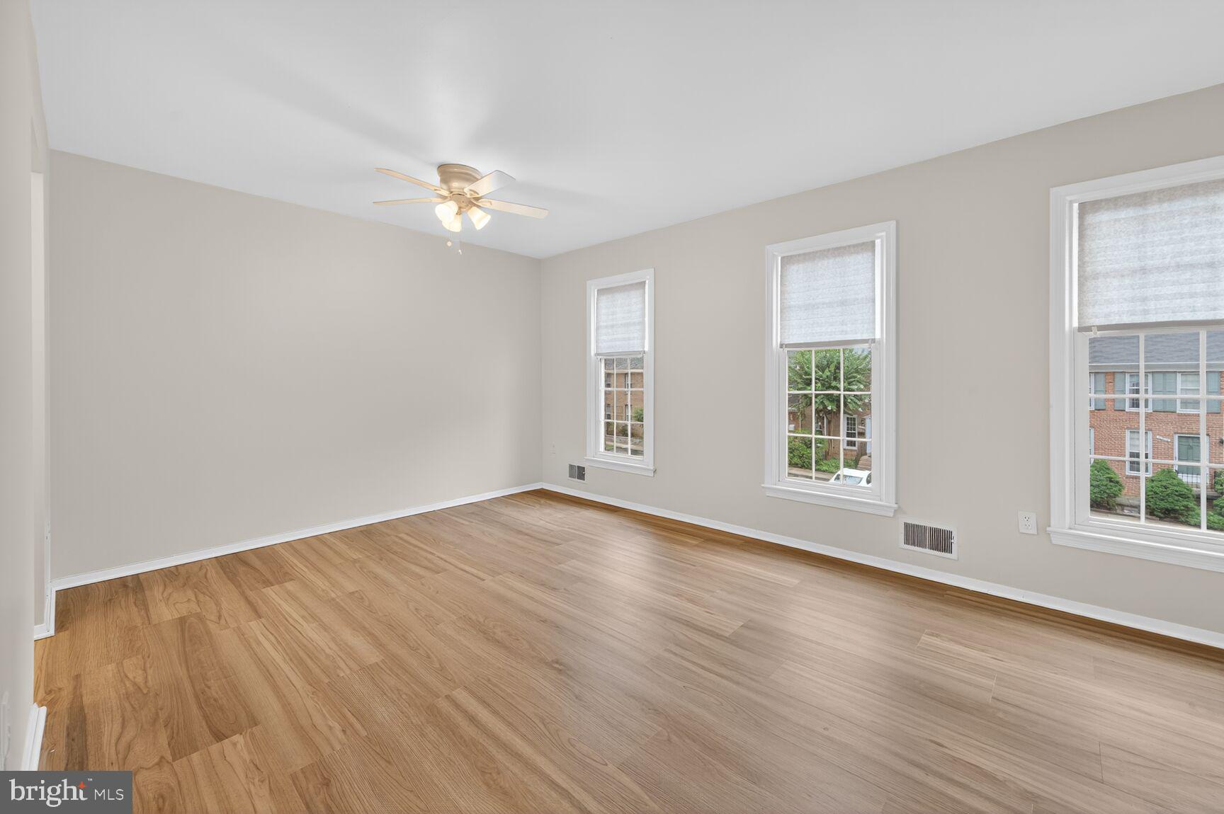 ROCK CREEK PALISADES - Residential