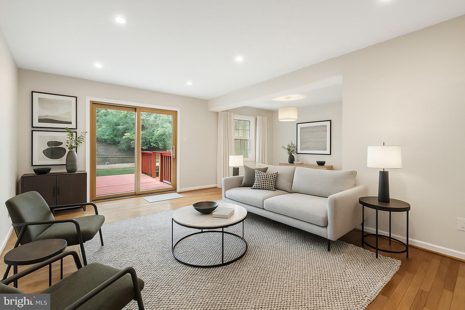 ROCK CREEK PALISADES - Residential