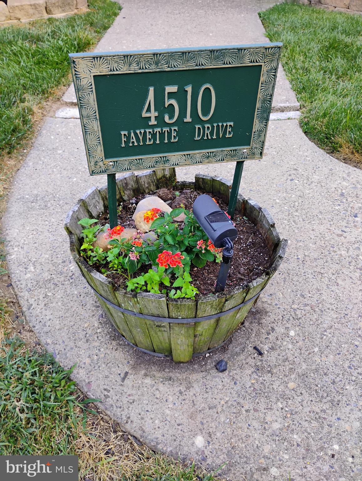 4510 FAYETTE DRIVE