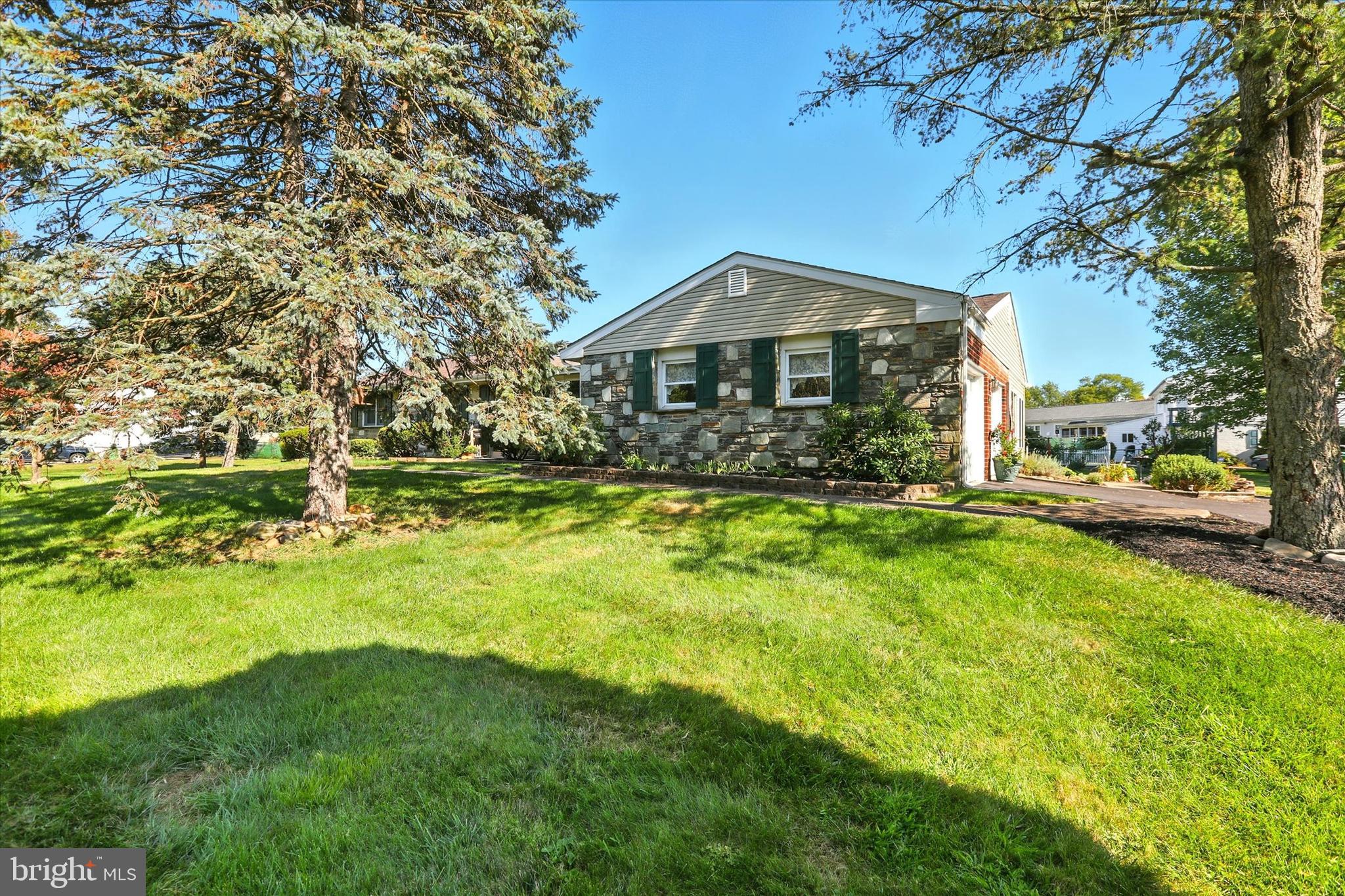 4510 FAYETTE DRIVE