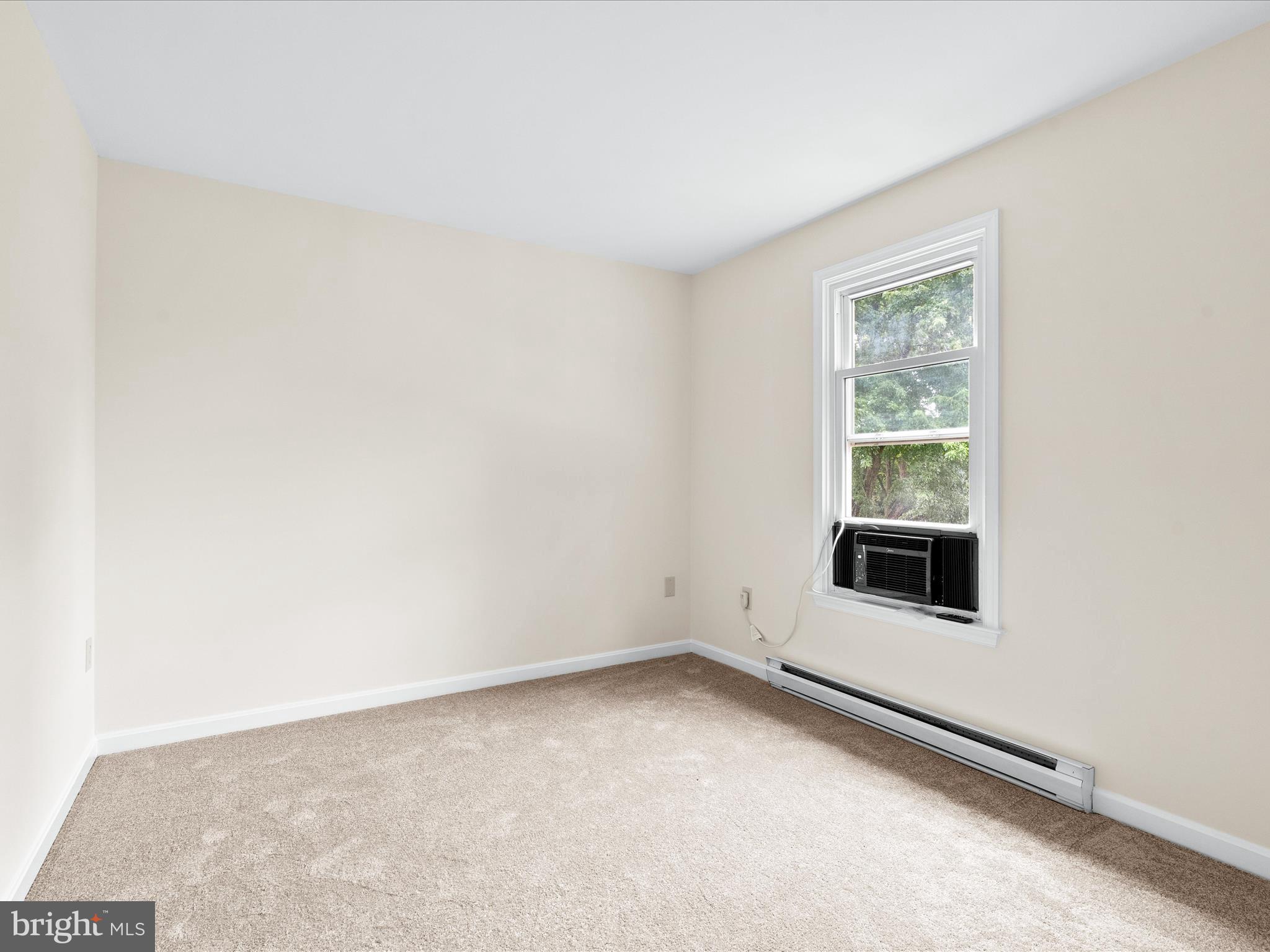 THURMONT WEST - Residential