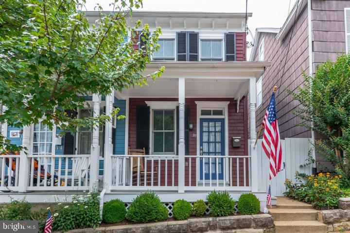 HISTORIC DISTRICT - Residential