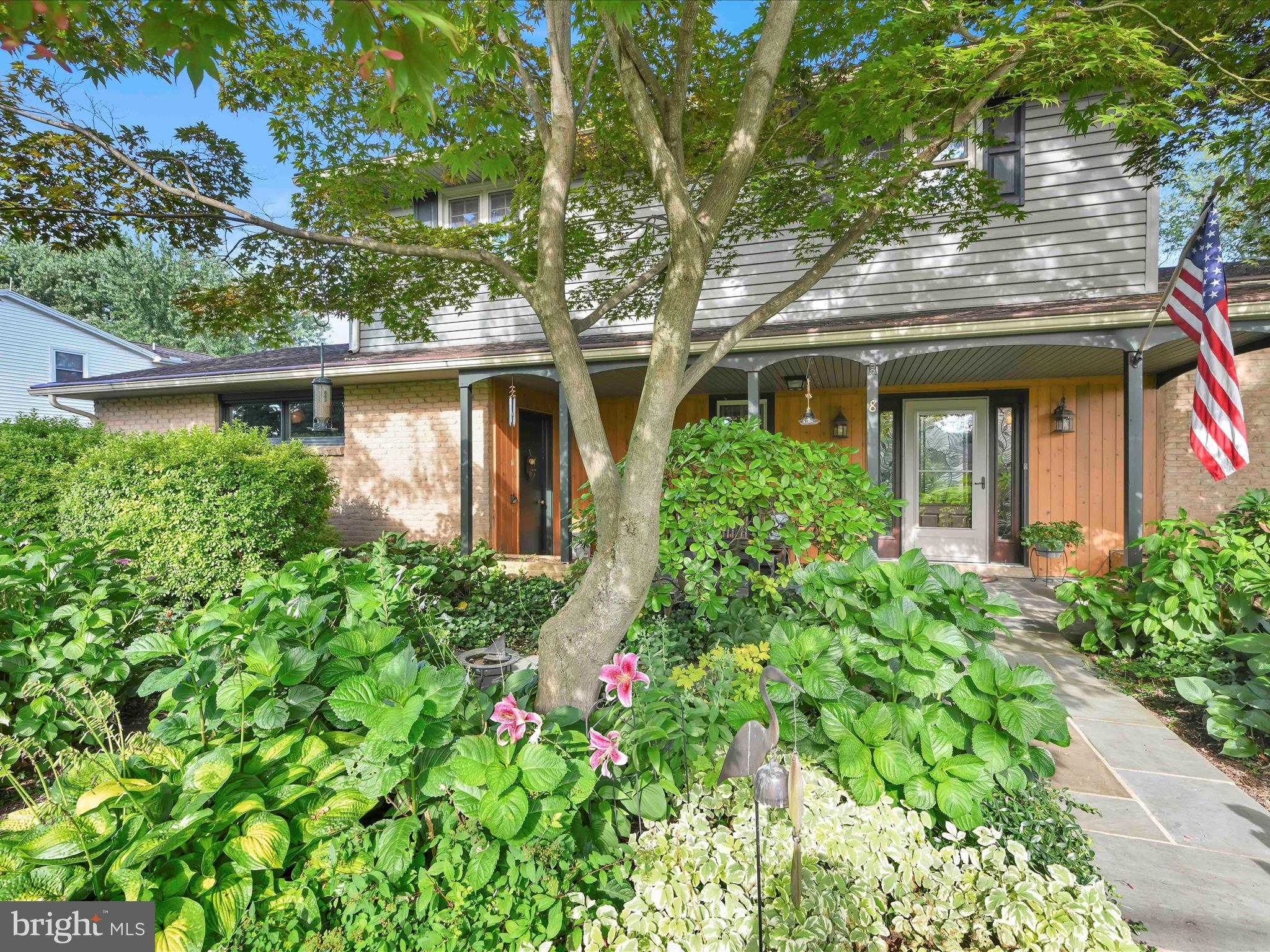 8 WINTERMERE ROAD