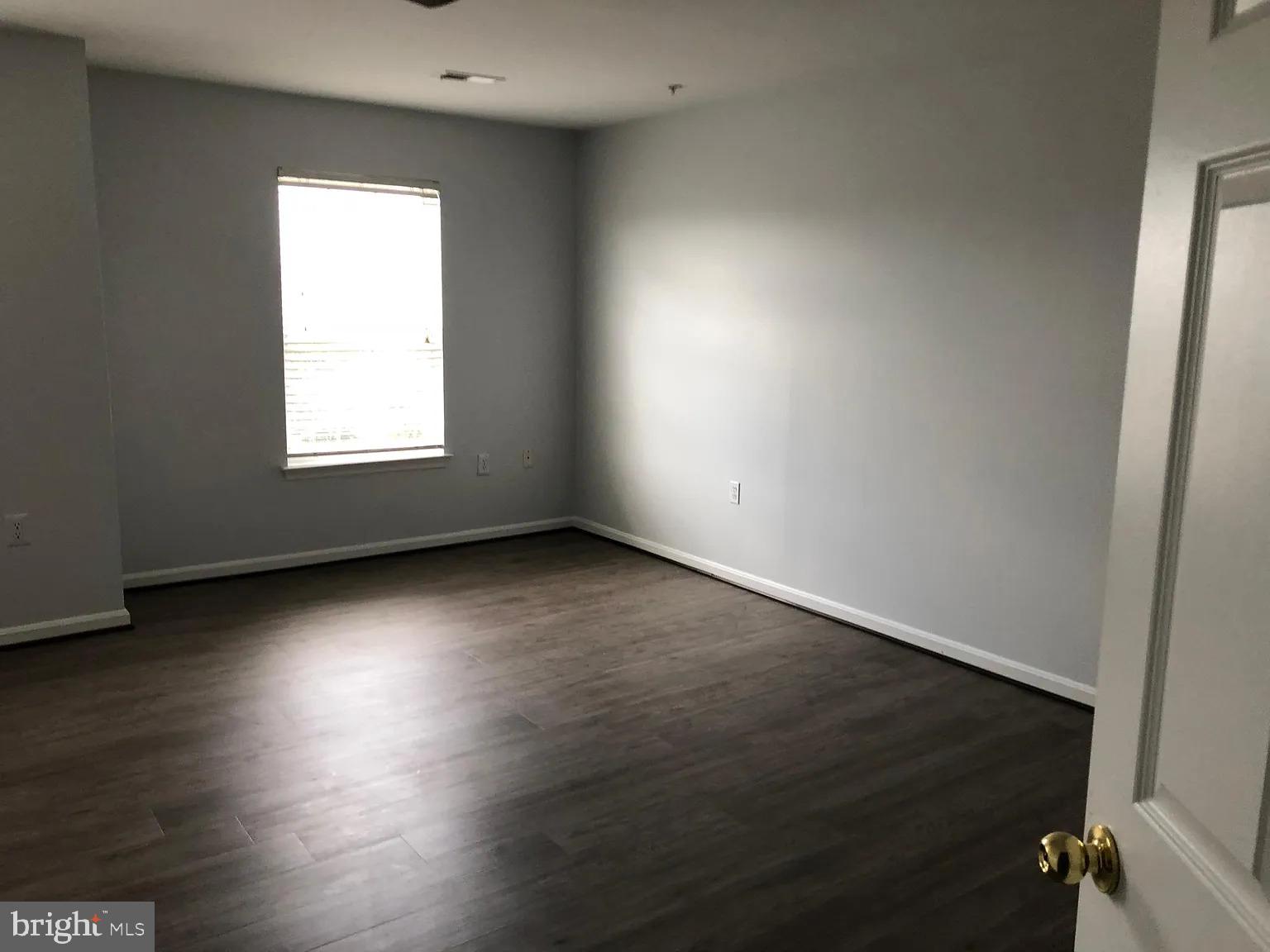 SEVEN OAKS - Residential Lease