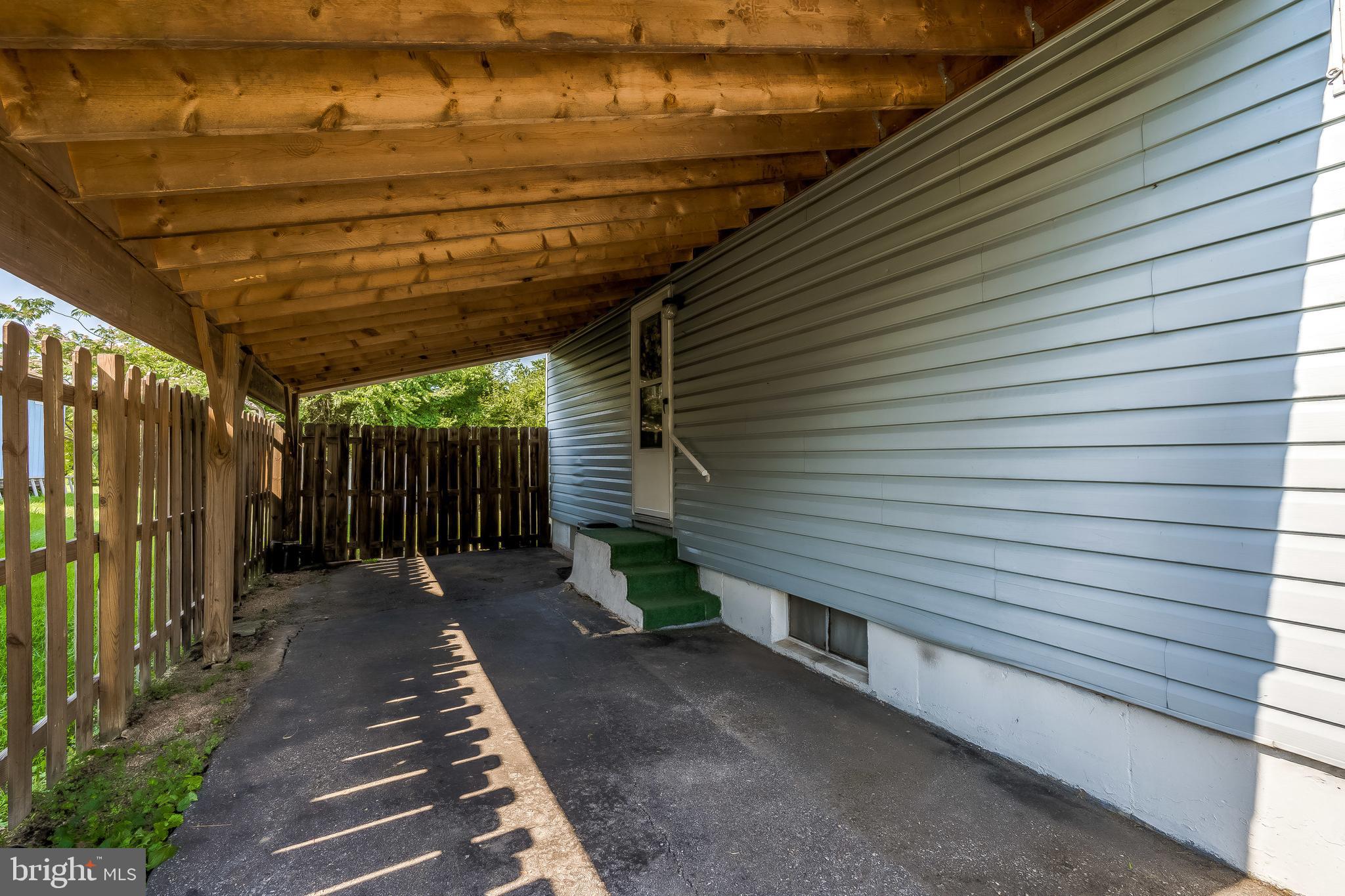 MARYLAND CITY - Residential