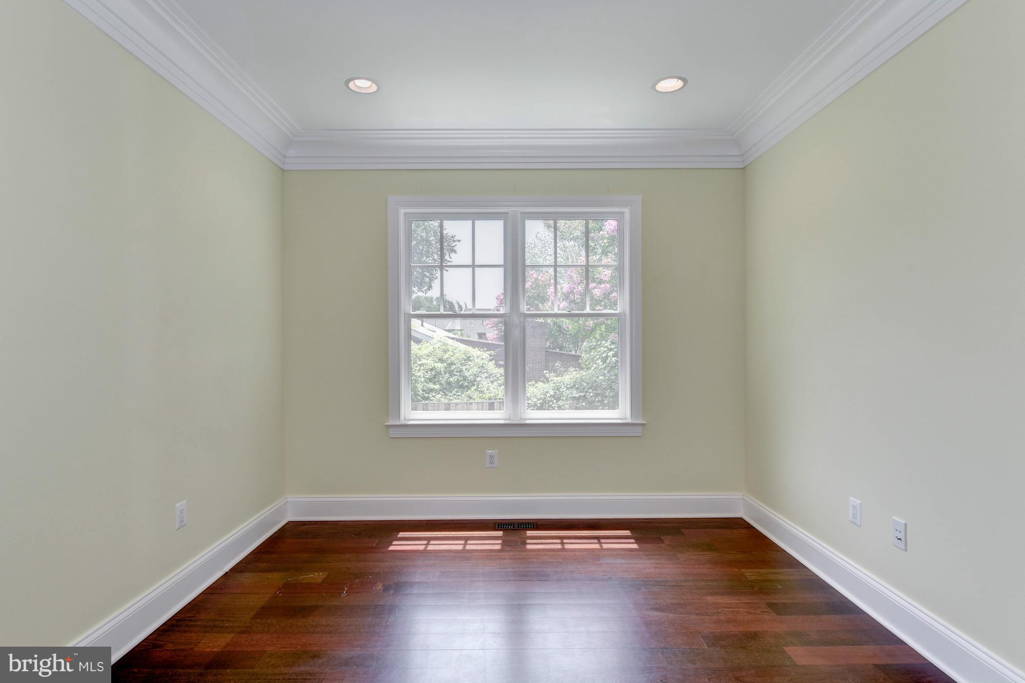 MINOR HILL - Residential