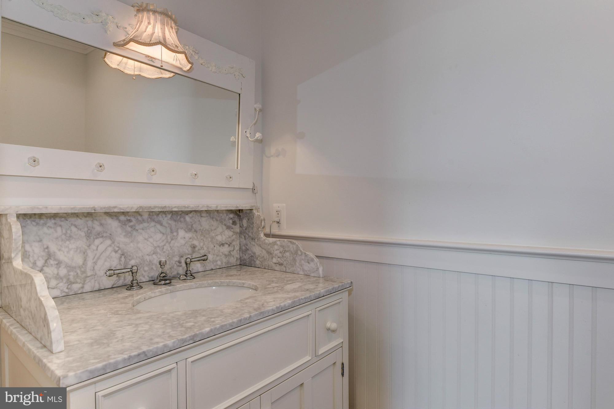 MINOR HILL - Residential