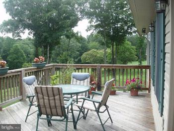 FAIRVIEW OAKS - Residential