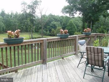 FAIRVIEW OAKS - Residential