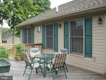 FAIRVIEW OAKS - Residential