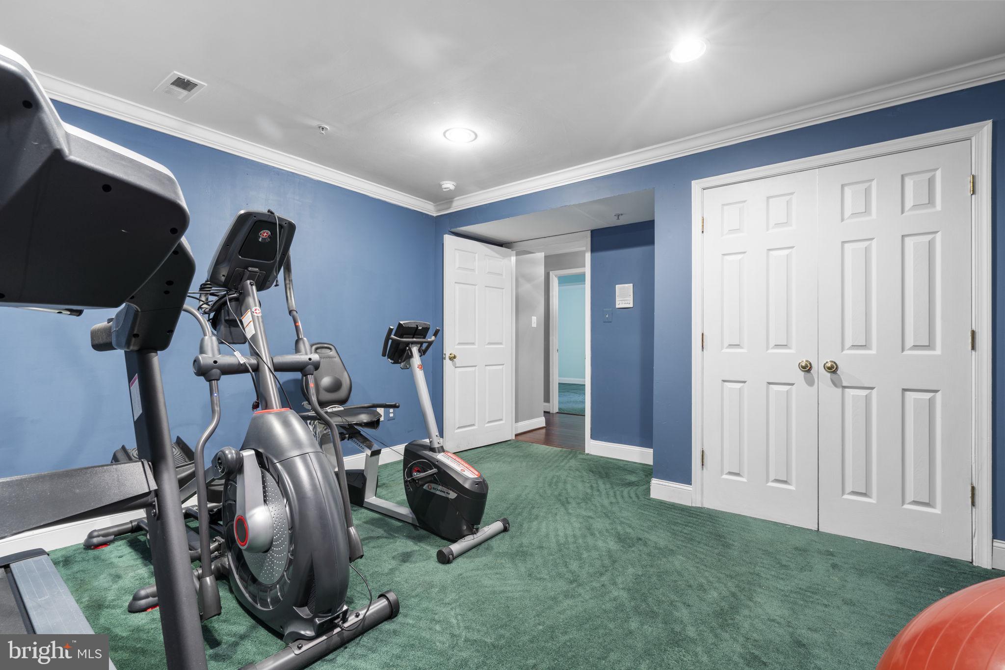 COLESVILLE OUTSIDE - Residential