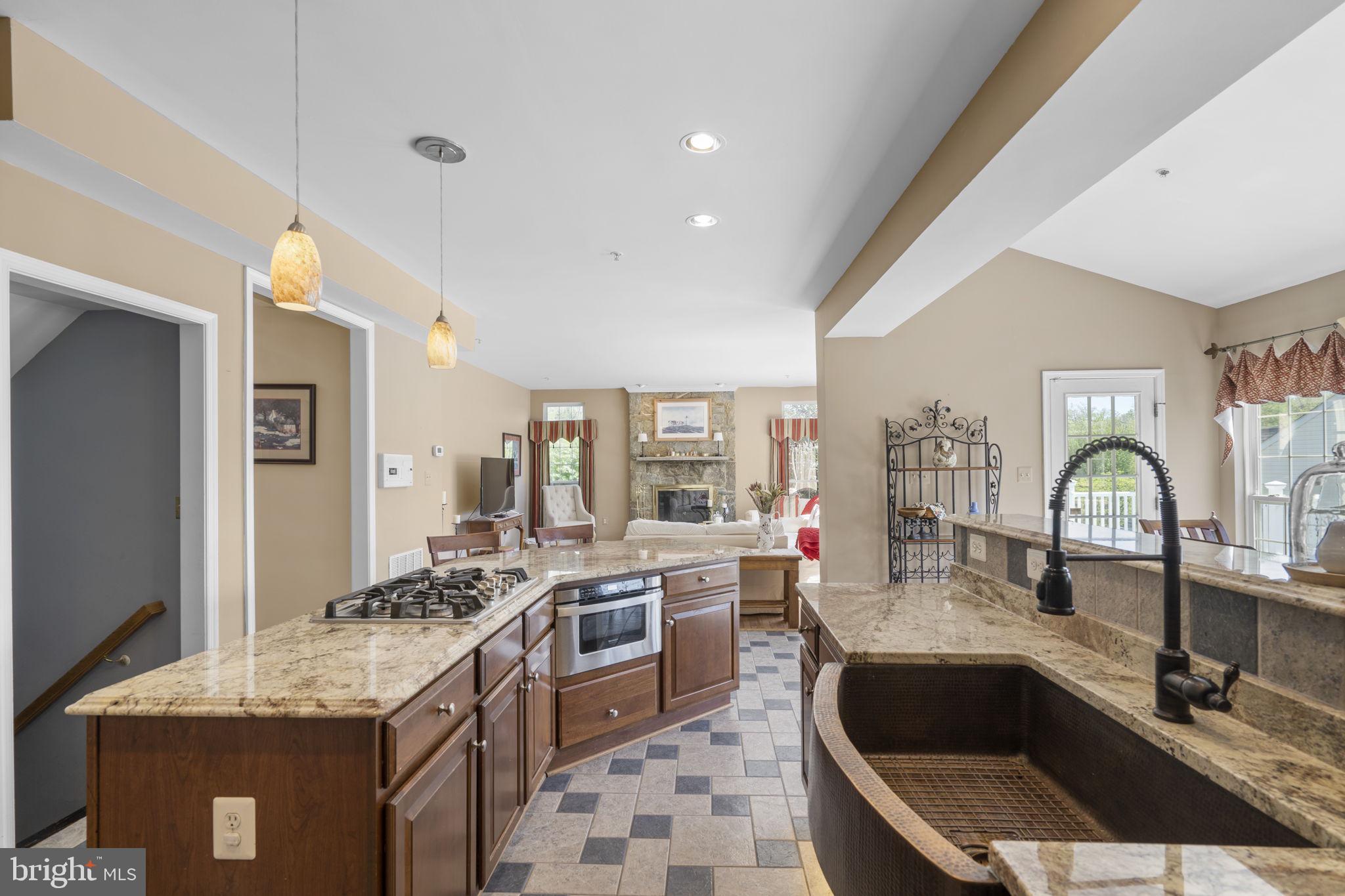 COLESVILLE OUTSIDE - Residential