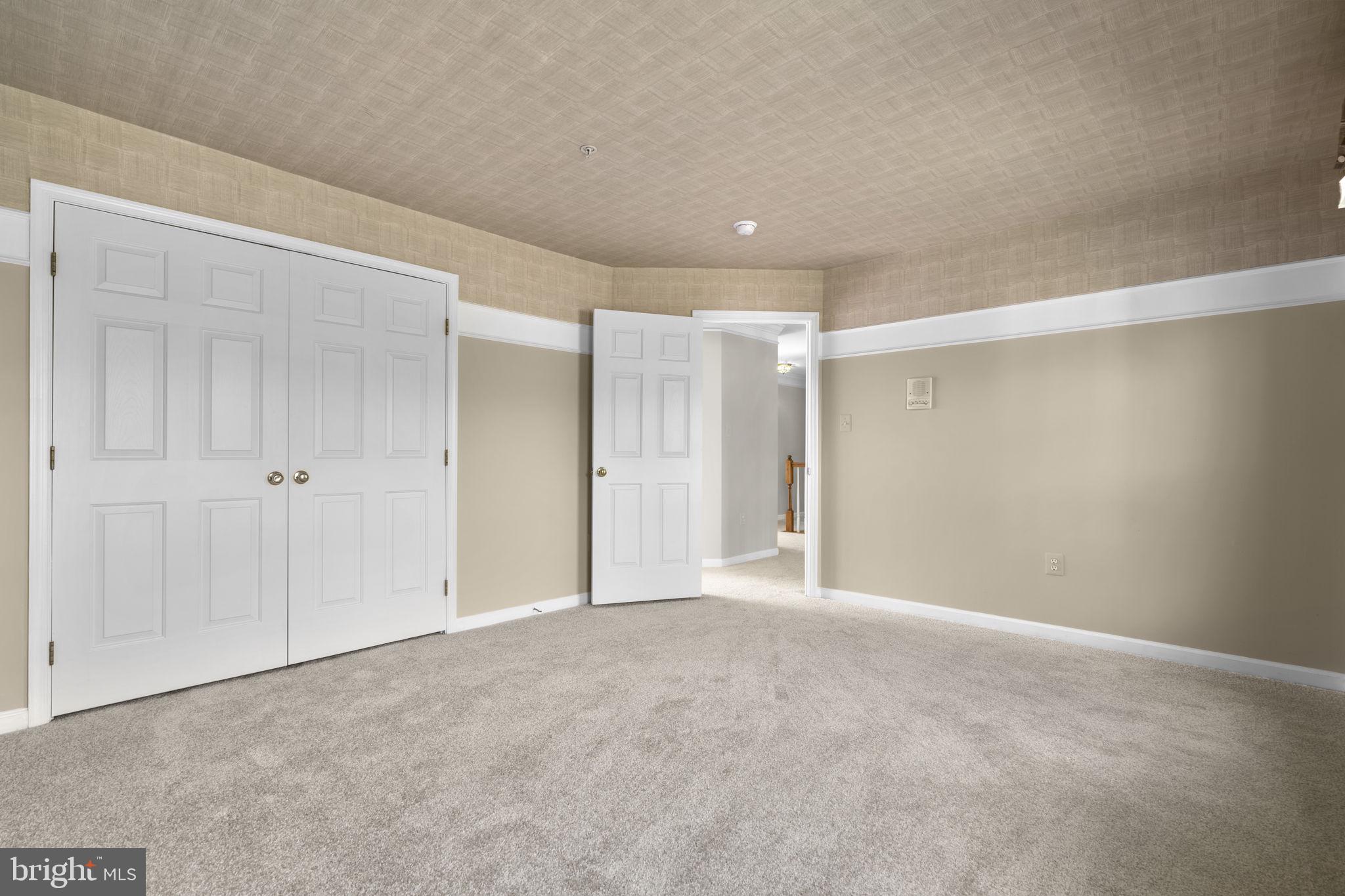 COLESVILLE OUTSIDE - Residential