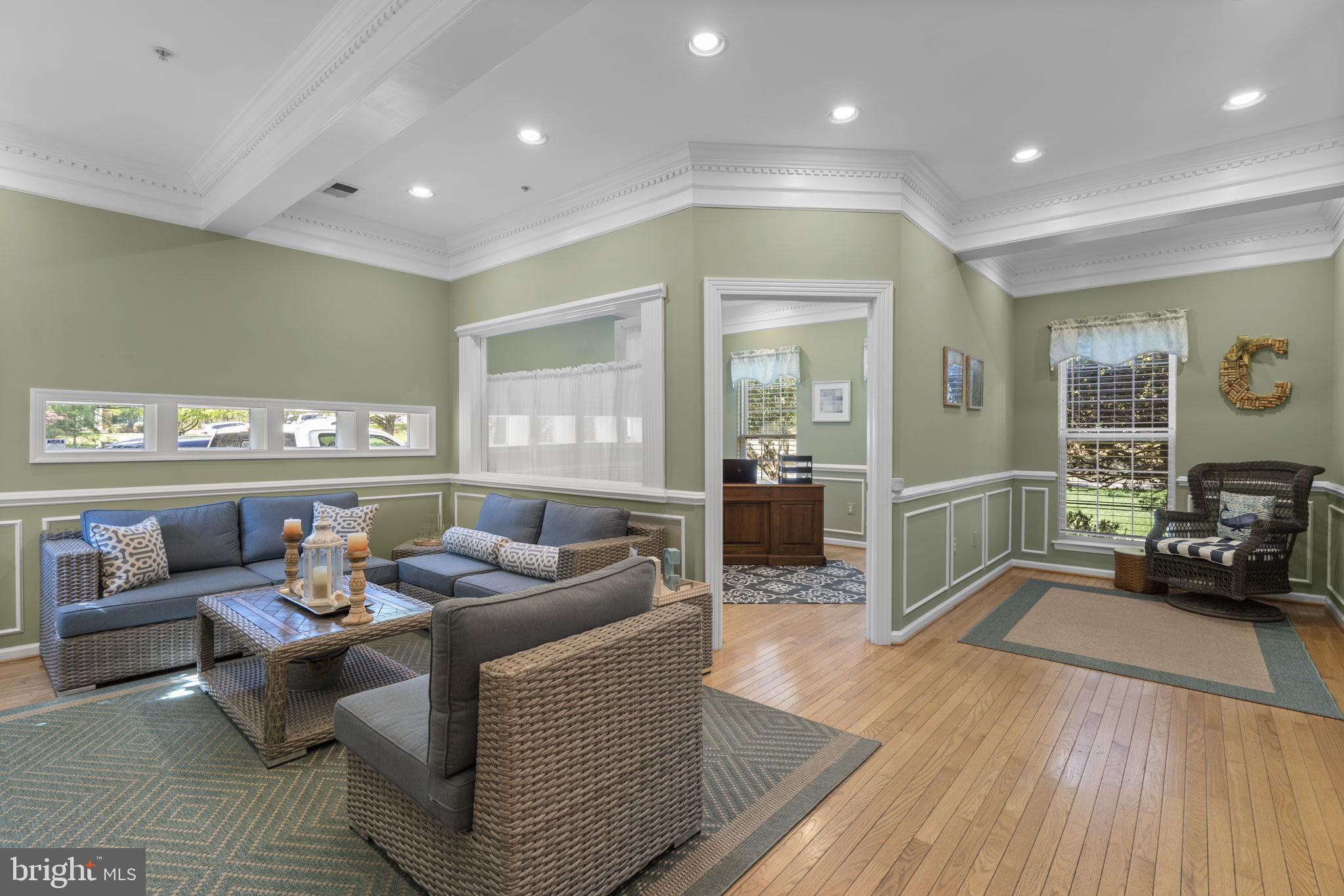 COLESVILLE OUTSIDE - Residential