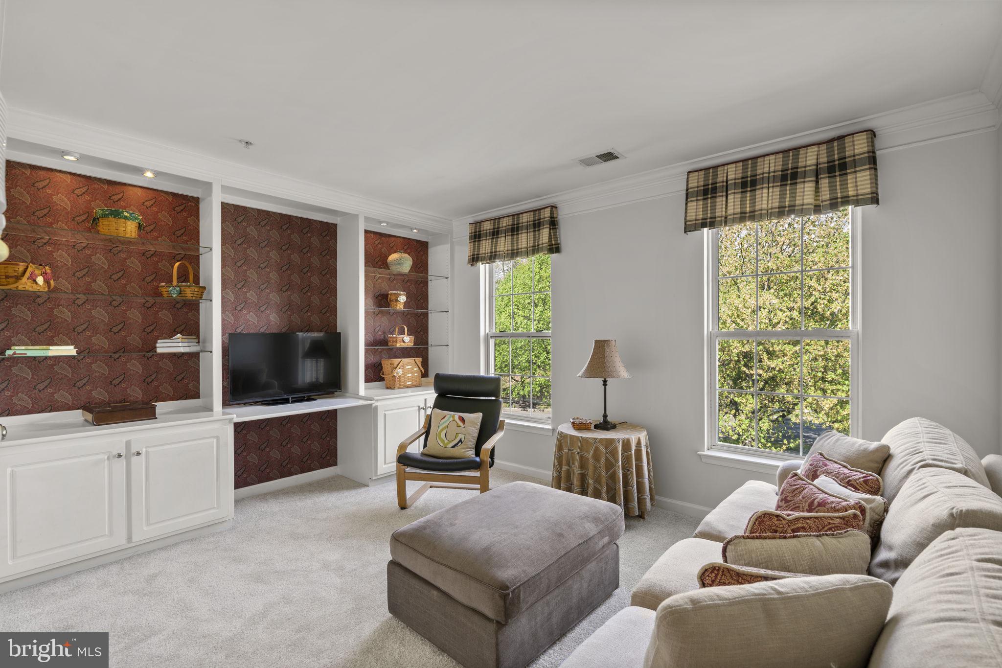 COLESVILLE OUTSIDE - Residential