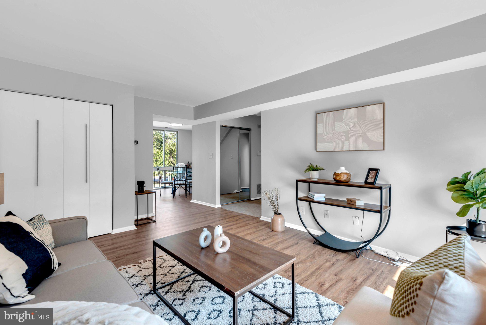 VILLAGE OF WILDE LAKE - Residential