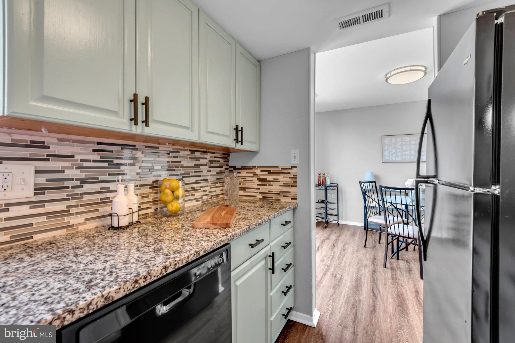 VILLAGE OF WILDE LAKE - Residential