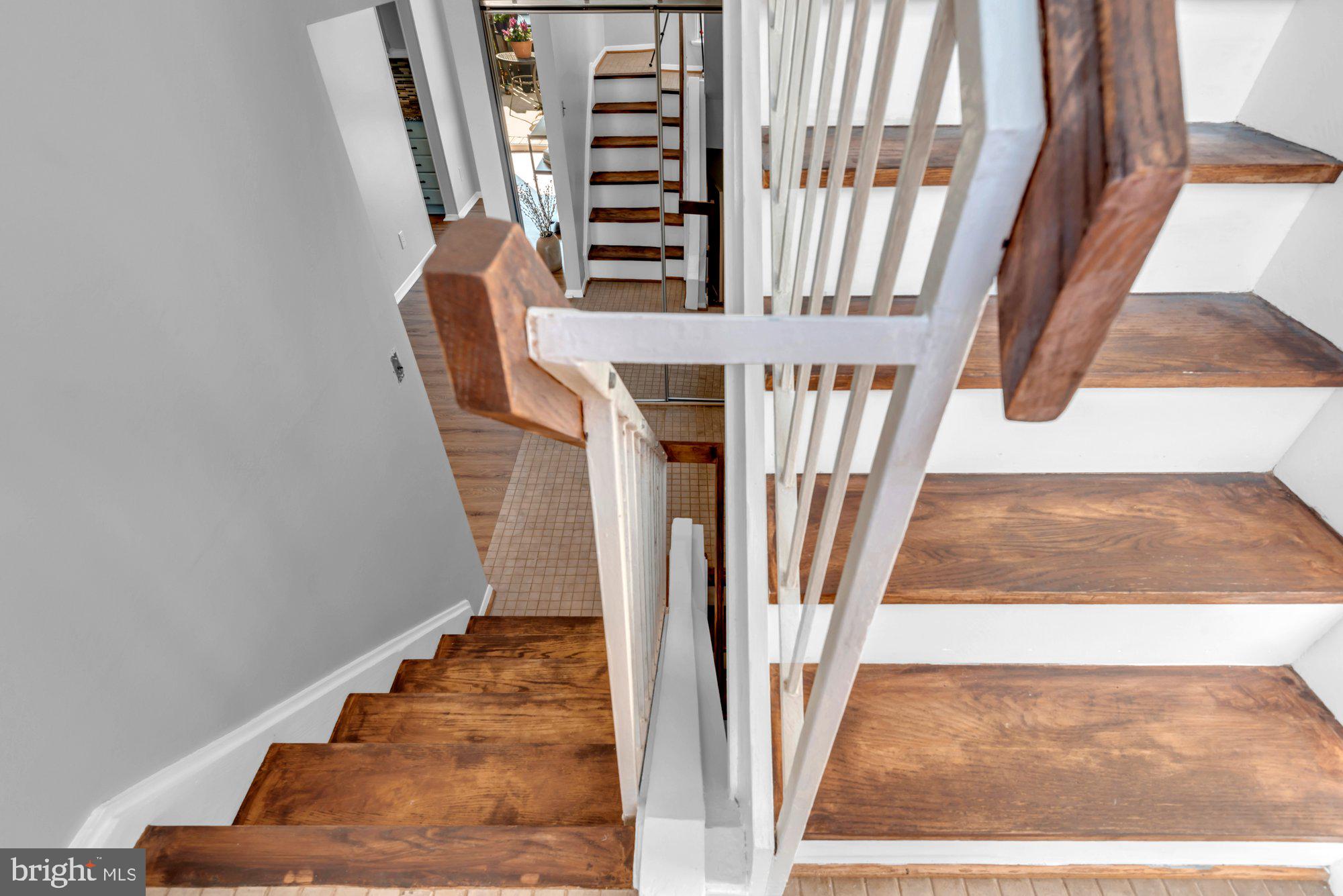 VILLAGE OF WILDE LAKE - Residential