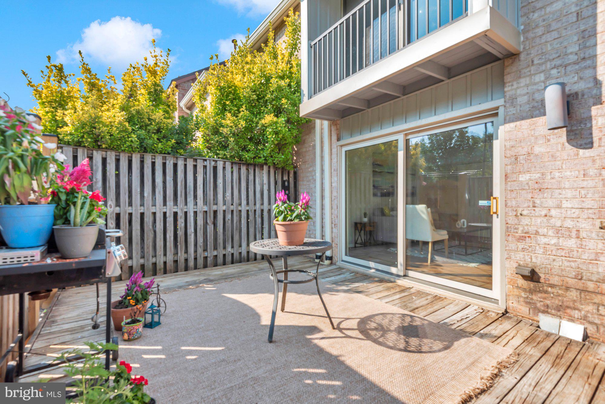 VILLAGE OF WILDE LAKE - Residential