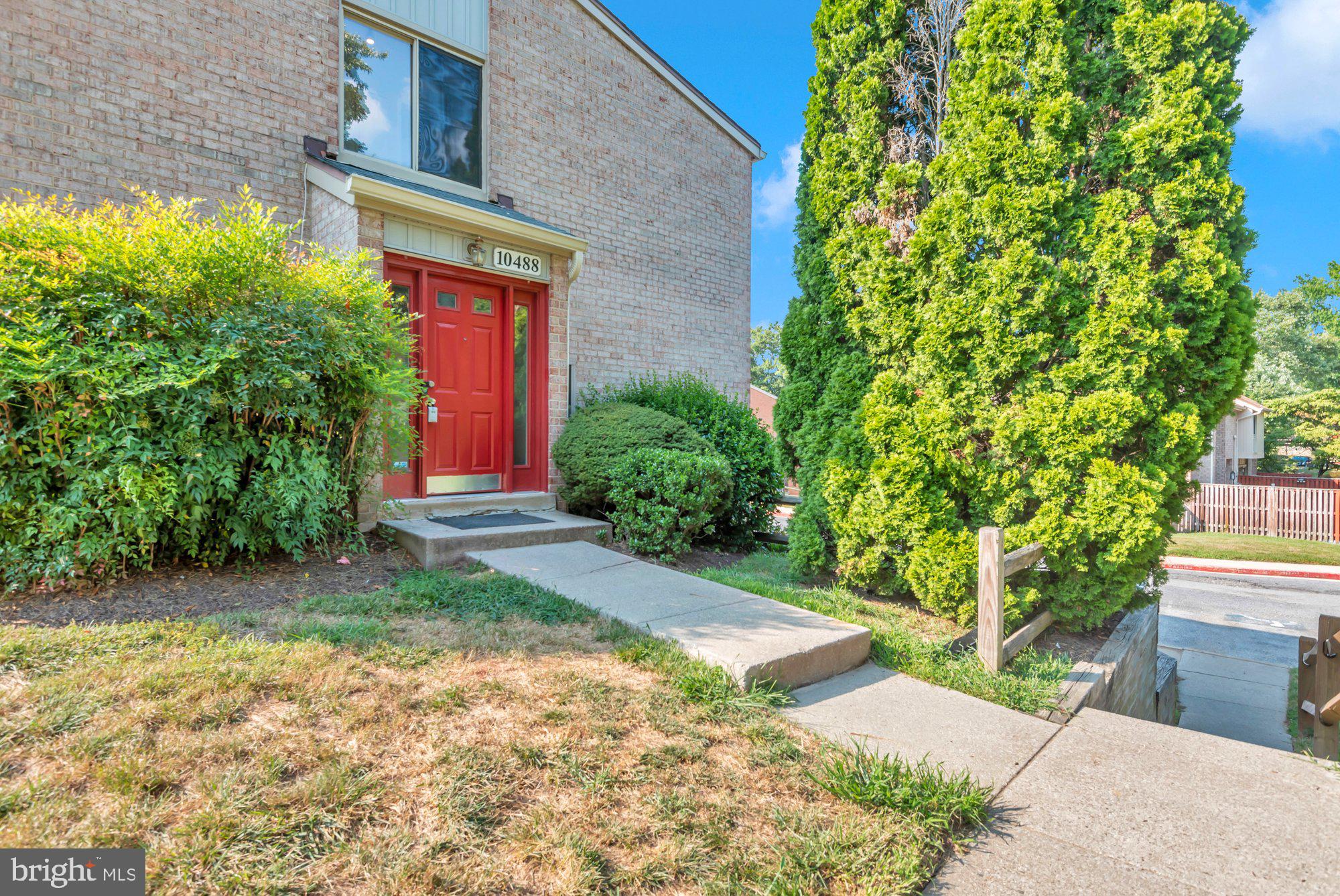 VILLAGE OF WILDE LAKE - Residential