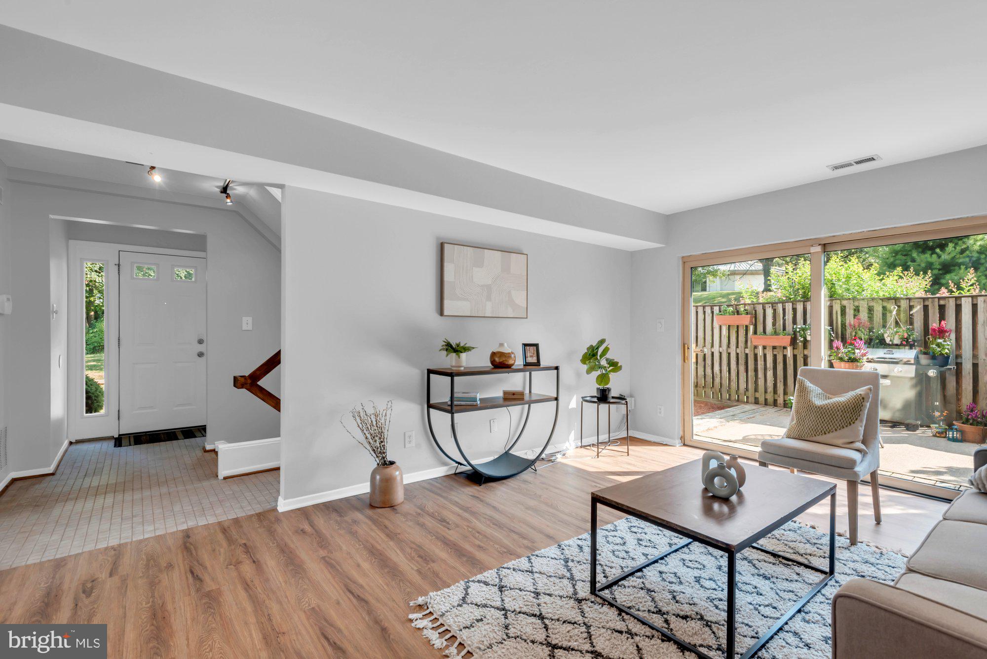 VILLAGE OF WILDE LAKE - Residential