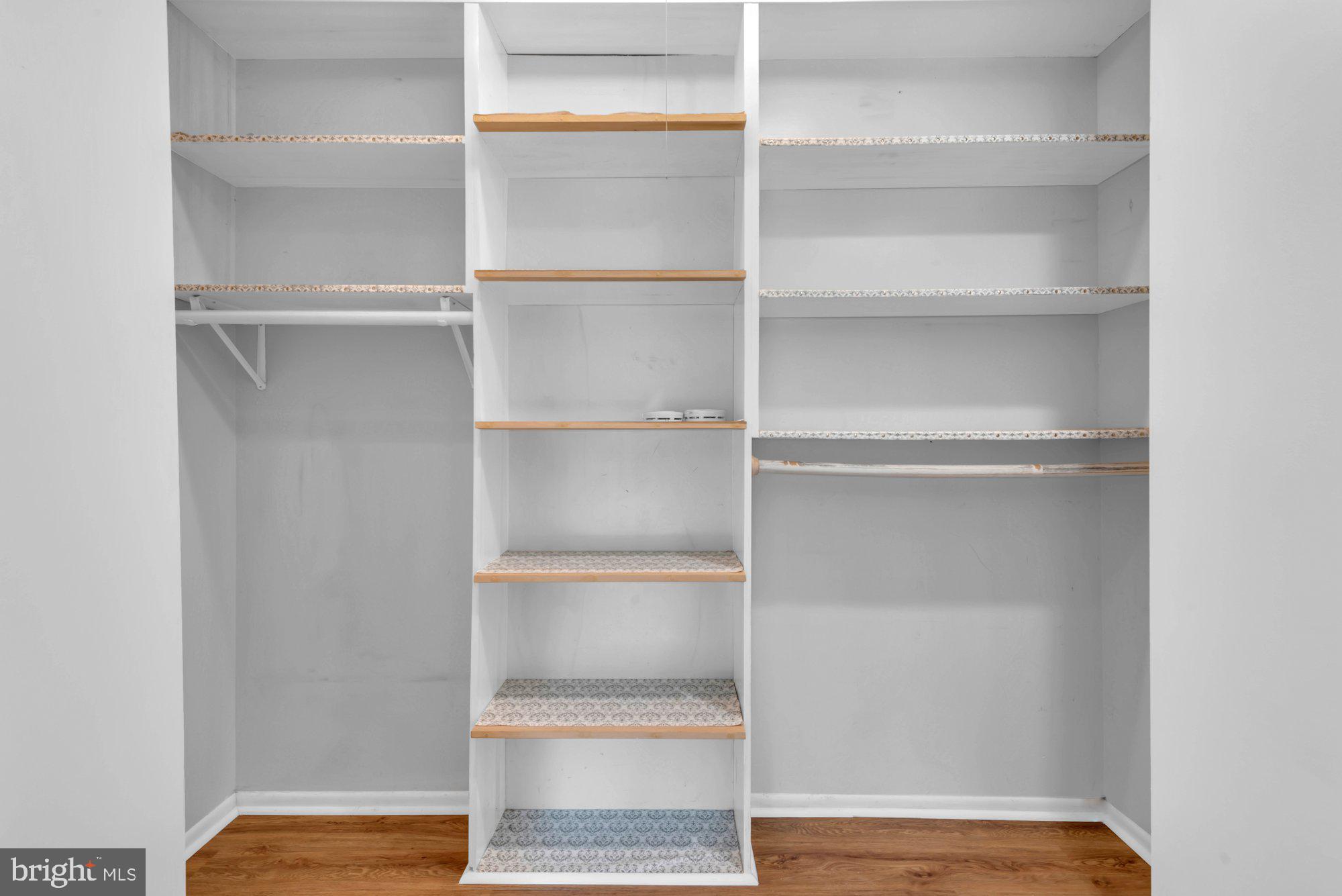 VILLAGE OF WILDE LAKE - Residential