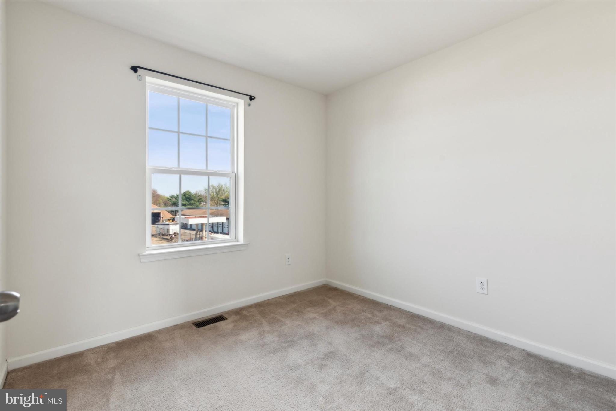 MERCER CT - Residential Lease