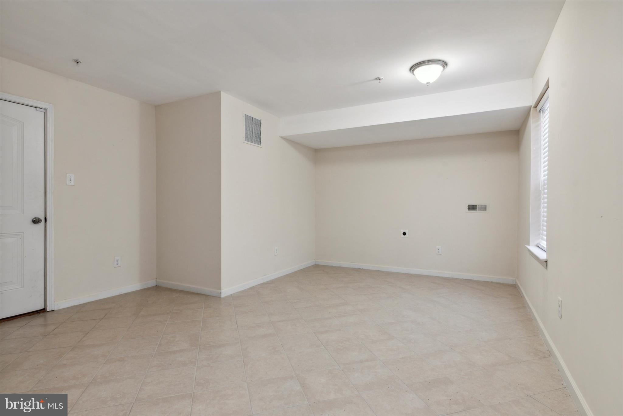 MERCER CT - Residential Lease