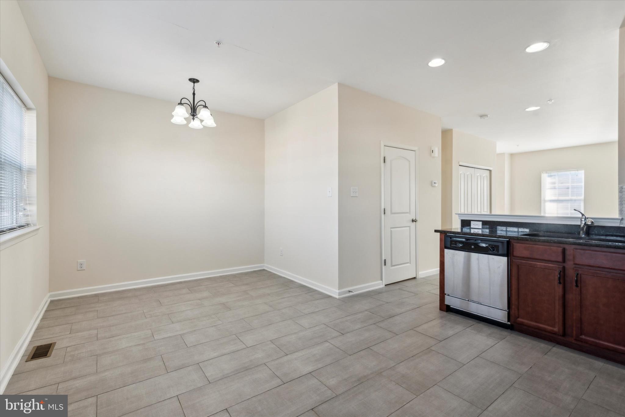 MERCER CT - Residential Lease