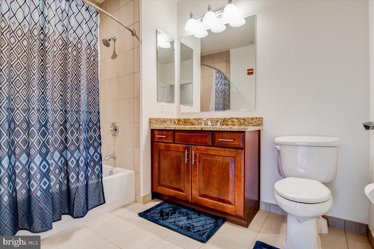 ABINGDON ROW - Residential Lease