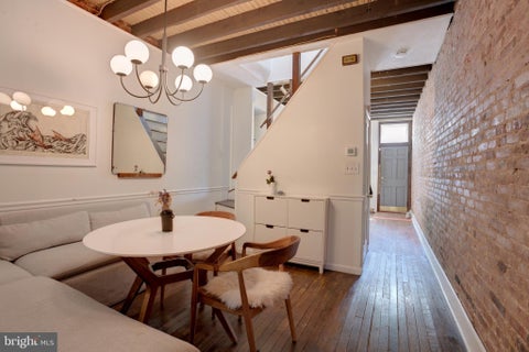 Townhouse For Sale - 204 S Wolfe Street<br/> BALTIMORE, MD 21231