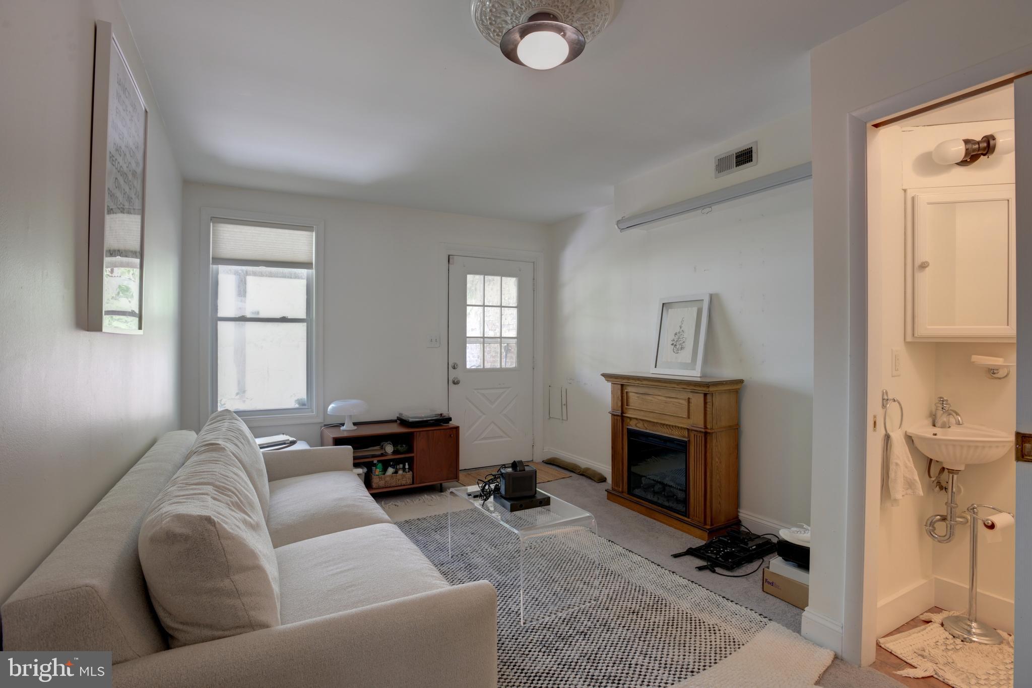 UPPER FELLS POINT - Residential