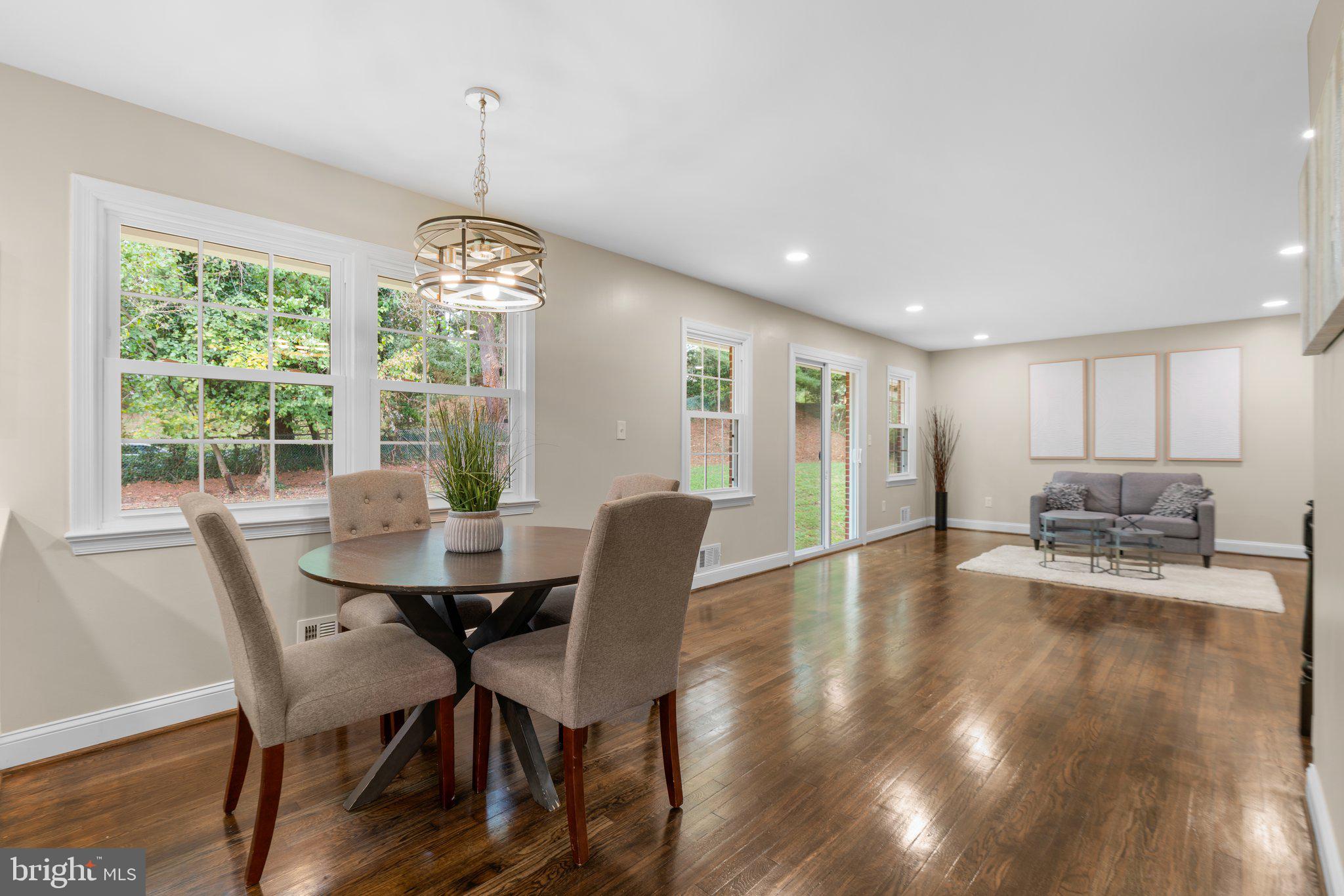 MILL CREEK TOWNE - Residential