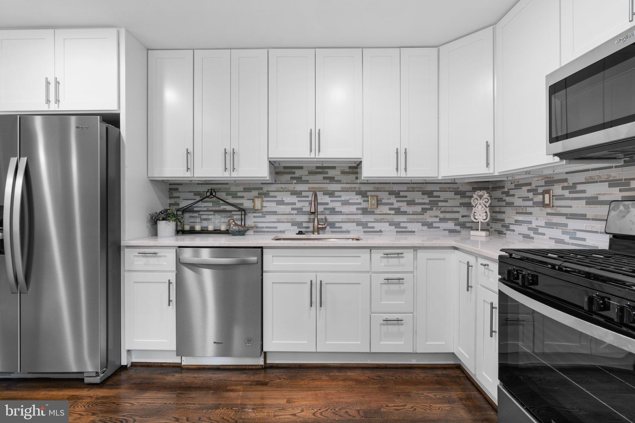 MILL CREEK TOWNE - Residential