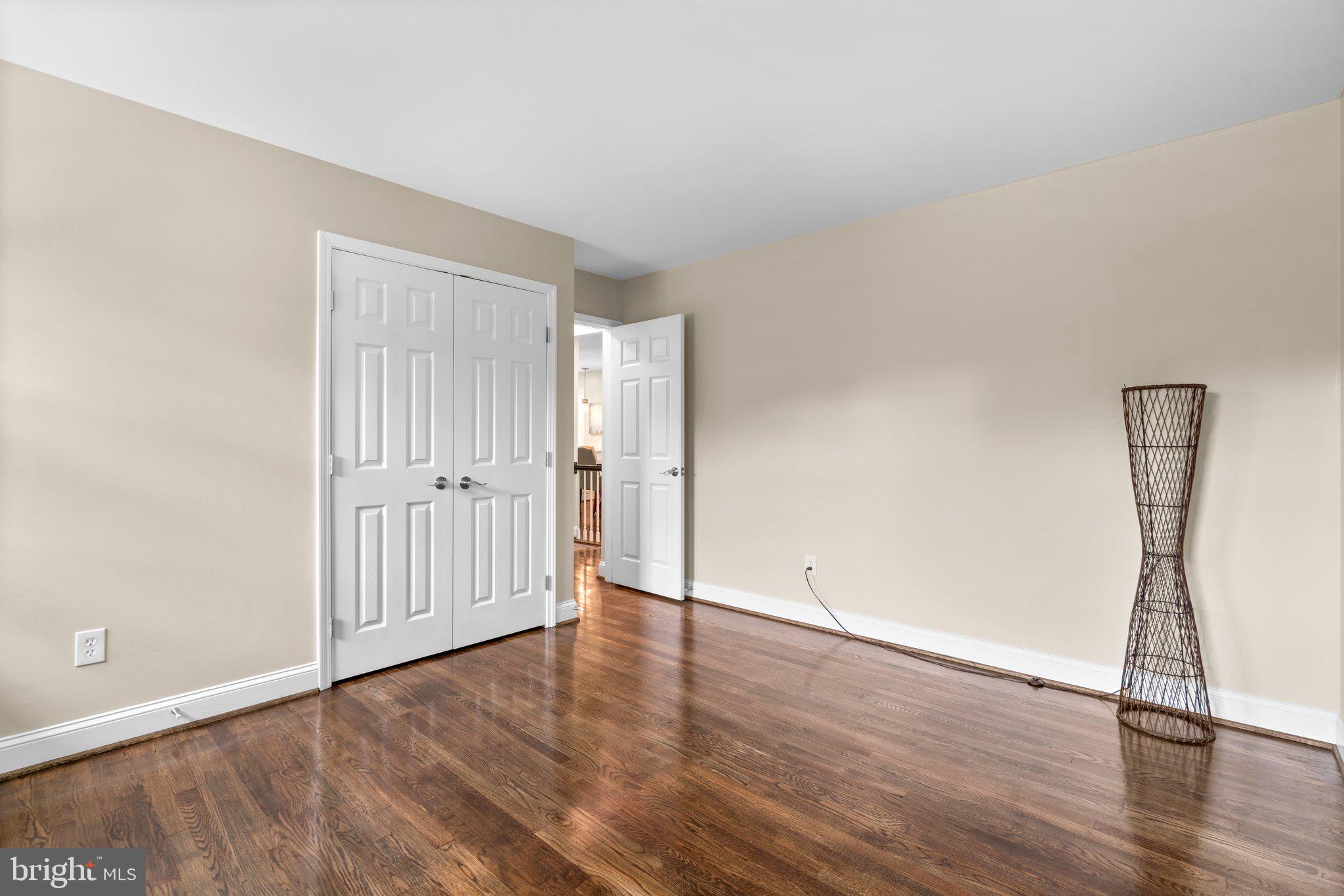 MILL CREEK TOWNE - Residential