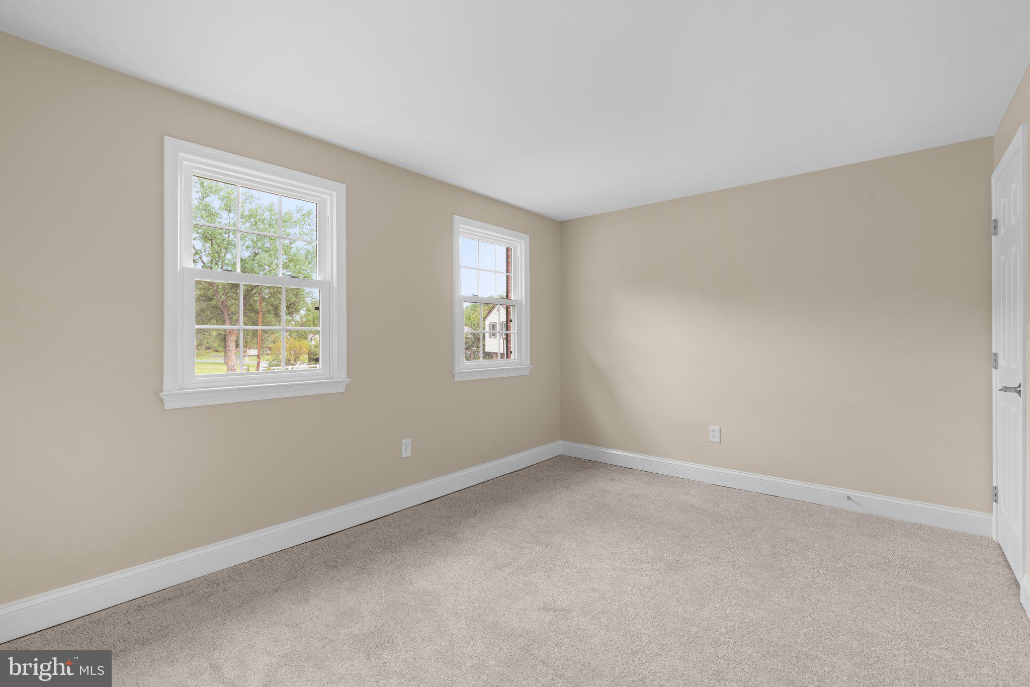 MILL CREEK TOWNE - Residential